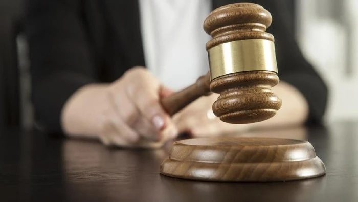 PENGANIAYA PRIA YANG TIDUR DI MASJID AGUNG SIBOLGA DIVONIS HINGGA 12 TAHUN PENJARA