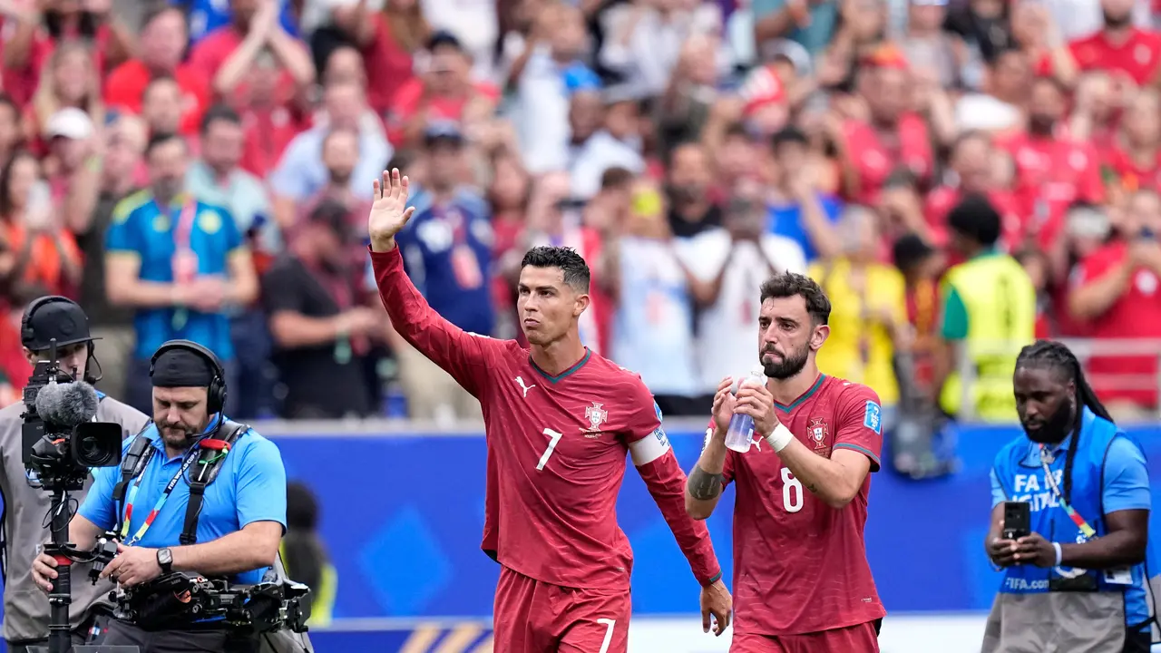 Cristiano Ronaldo Mau Punya Pengaruh Lebih Besar di Al Nassr? Target Utamanya Disebut Bruno Fernandes