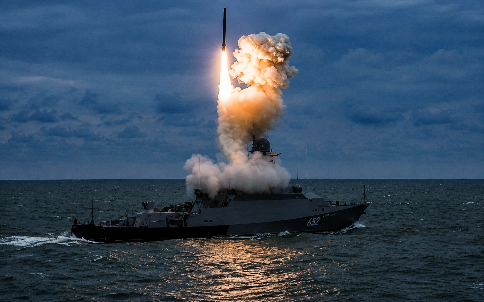 Rudal Kalibr Rusia Diklaim Hantam Target dari Jarak 1.300 Km, Armada Pasifik Pamer Kekuatan