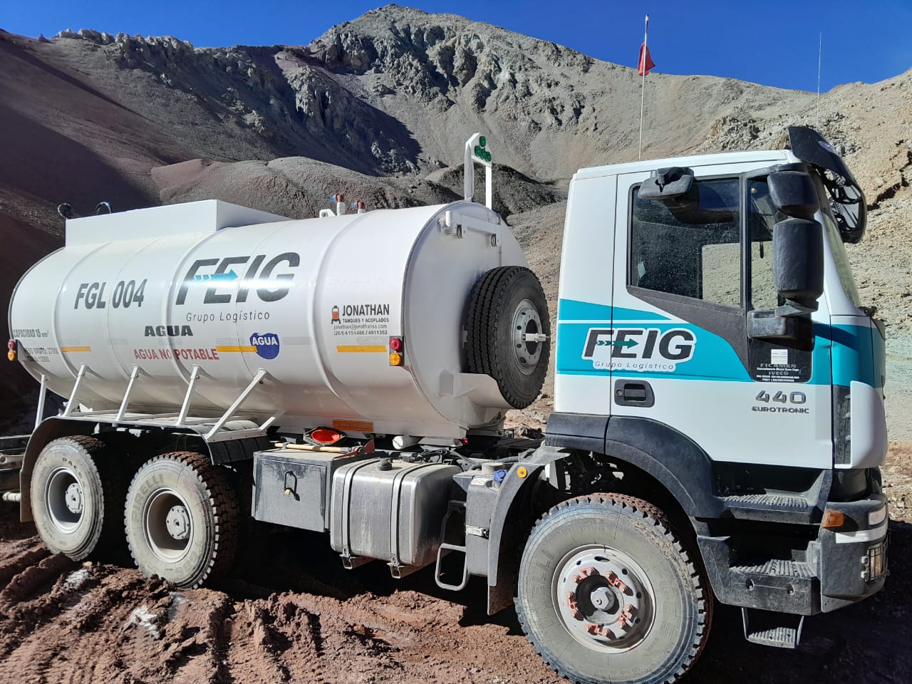 camion cisterna en la mina