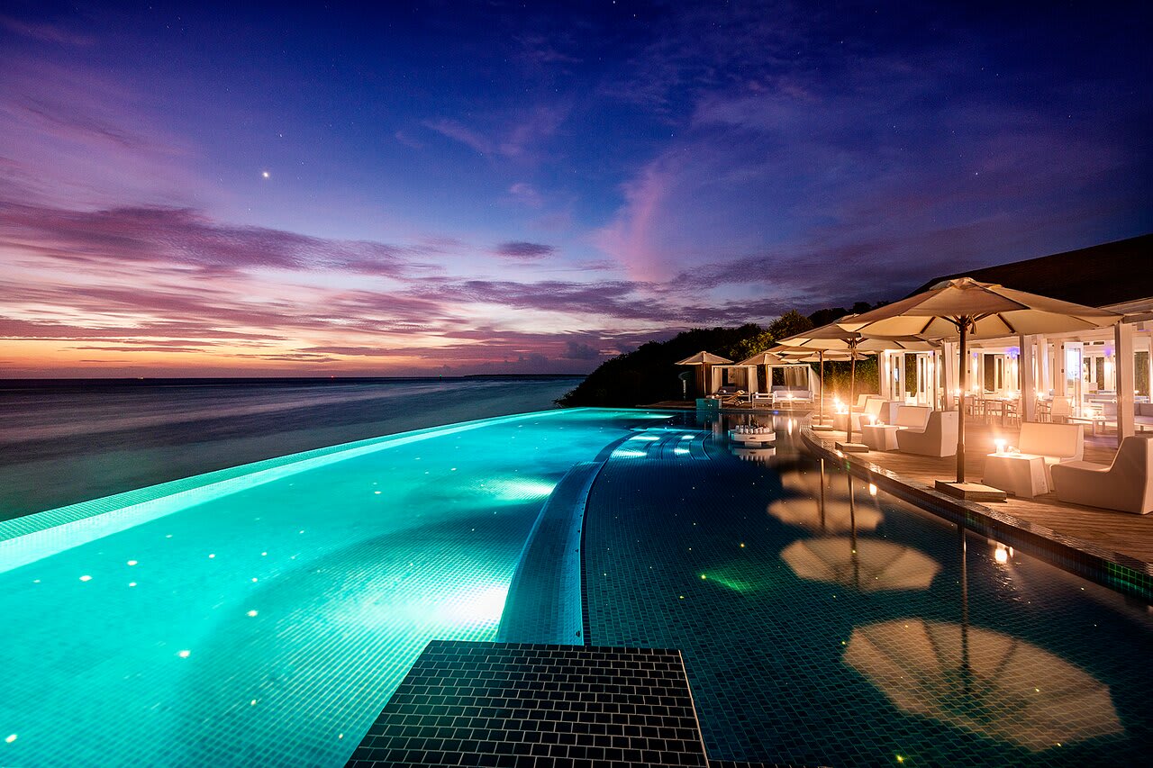 Hideaway Beach Resort & Spa MaldivesGuide