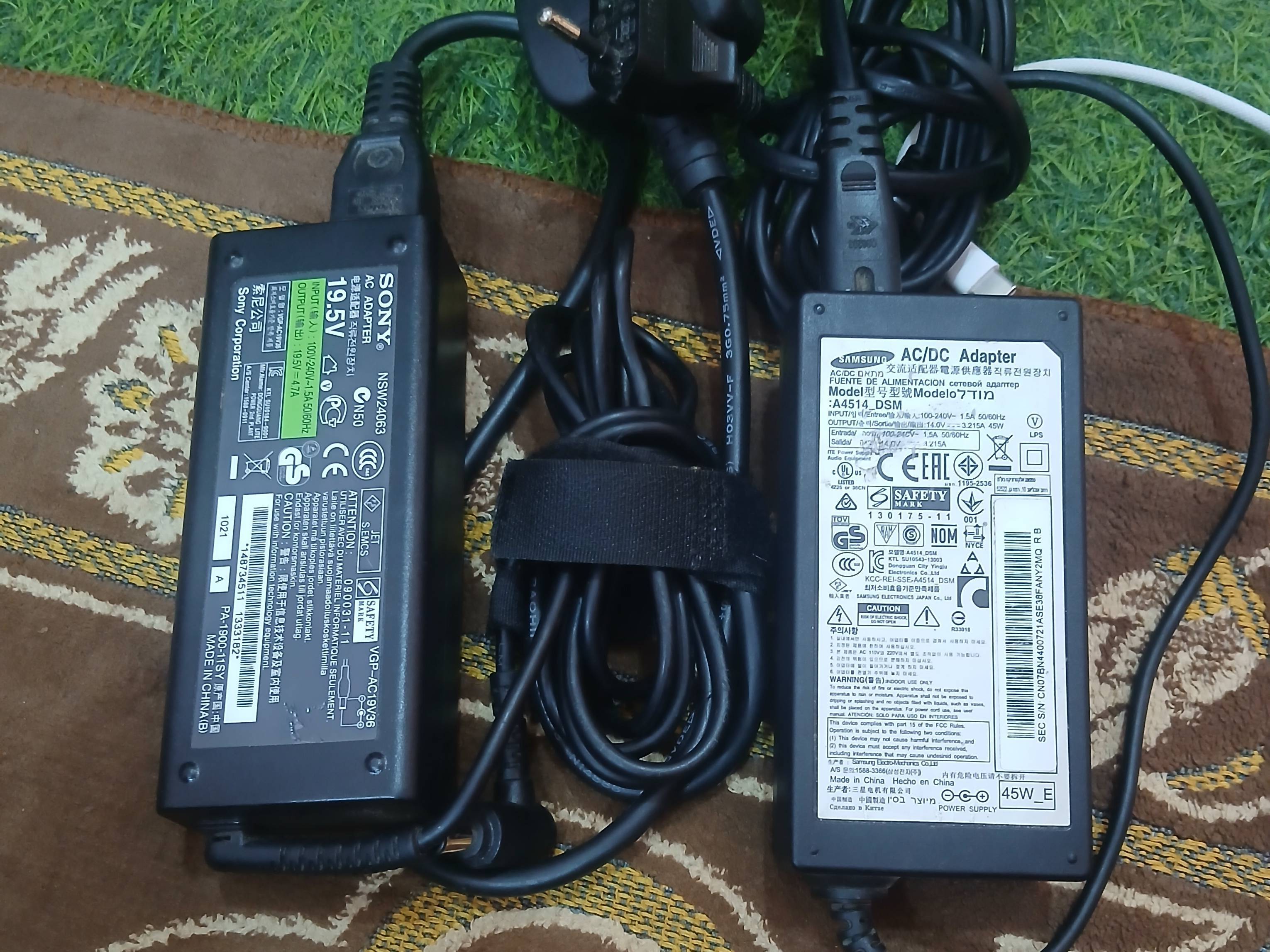 Chargeur 19v