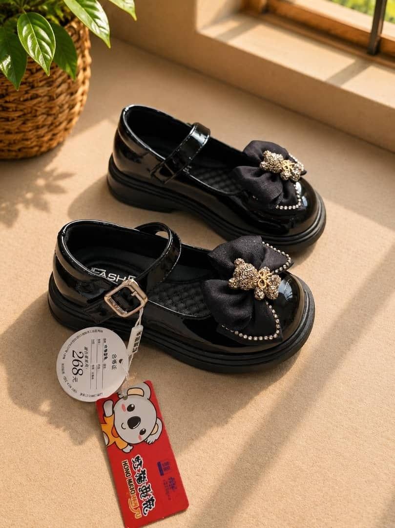 Corporate shoe  thumbnail 2