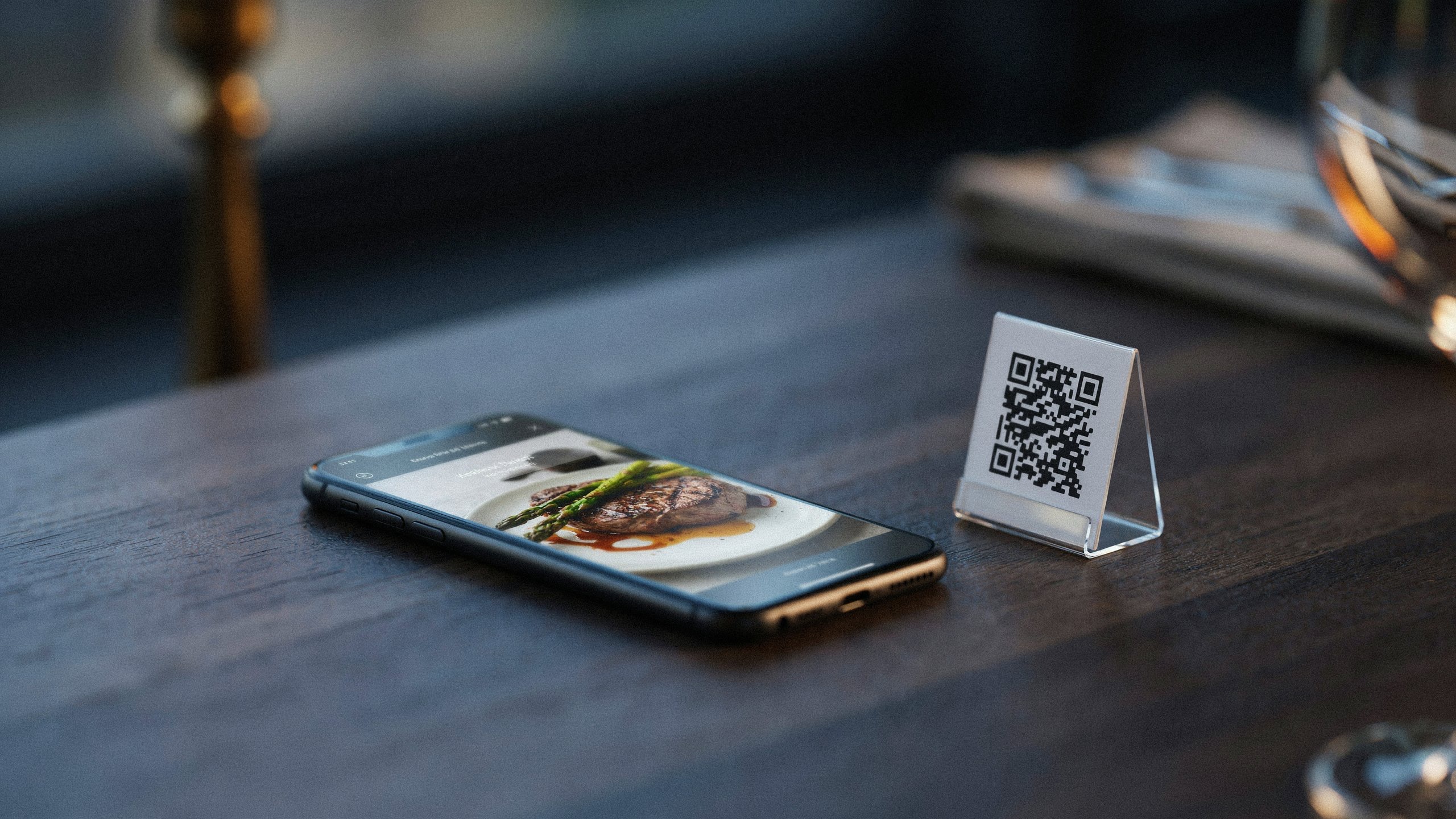 Digitaal menu voor uw café of restaurant: hoe het meer klanten oplevert