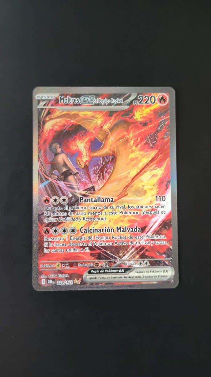 Team Rocket's Moltres ex - Destined Rivals