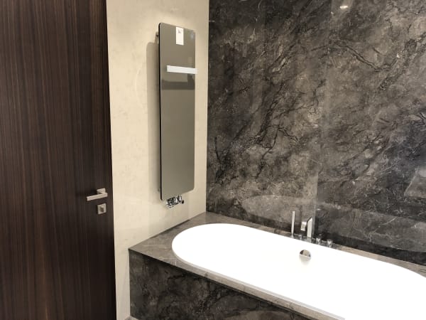 Профессиональная установка полотенцесушителя  Zehnder