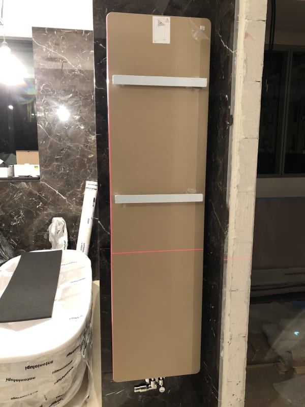 Профессиональная установка полотенцесушителя Zehnder