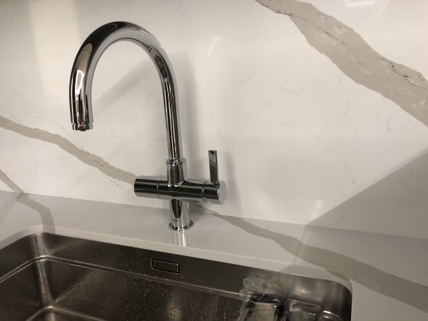 Готовый результат установки смесителя Grohe