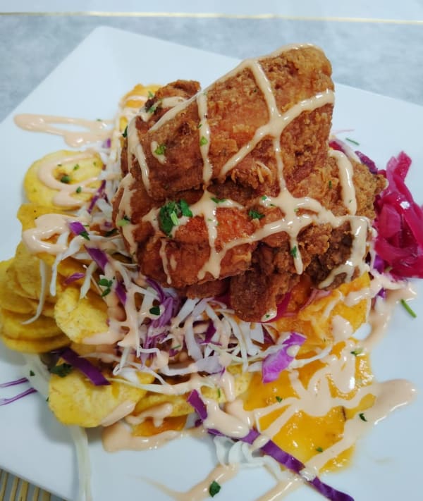 Pollo con Tajadas Tradicional