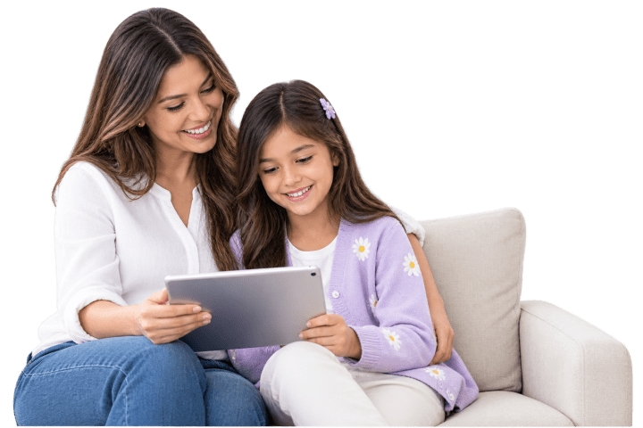 Madre e hija explorando opciones de salud