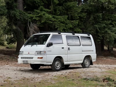 MITSUBISHI L300 2013 - LOW KILOMETERS