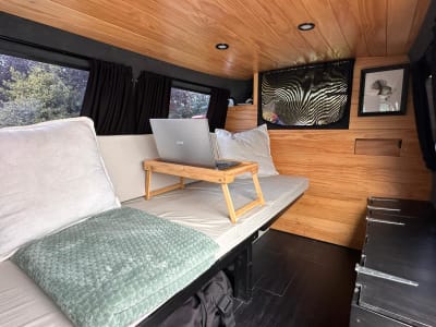 Nissan Caravan 2003