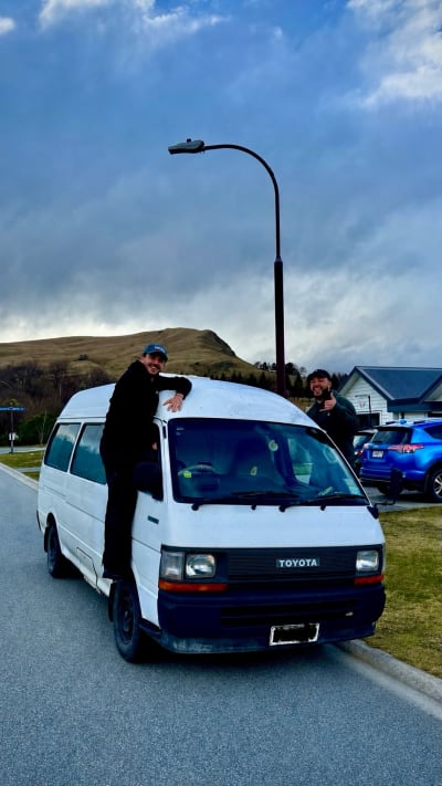 Toyota Hiace High Roof 