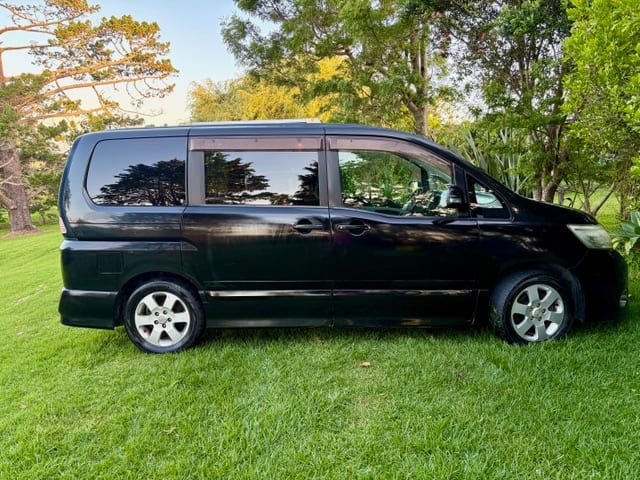 Nissan Serena - Highway Star Snug Bug — photo 1