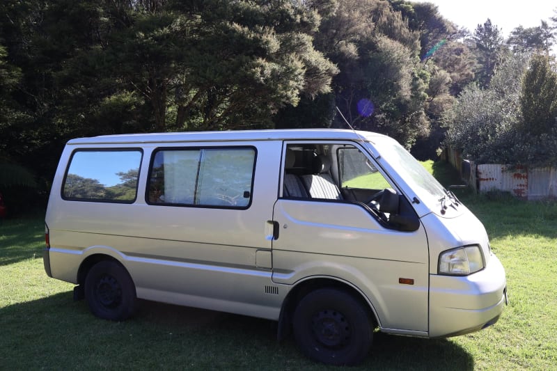 MAZDA BONGO 2008 — photo 2