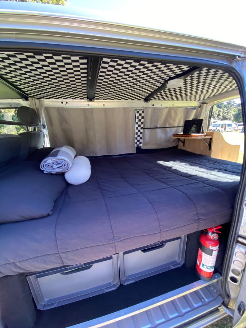 MAZDA BONGO 2008 — photo 3