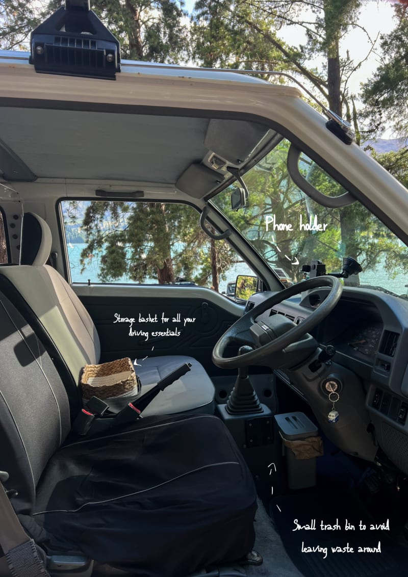 MITSUBISHI L300 2013 - LOW KILOMETERS — photo 2