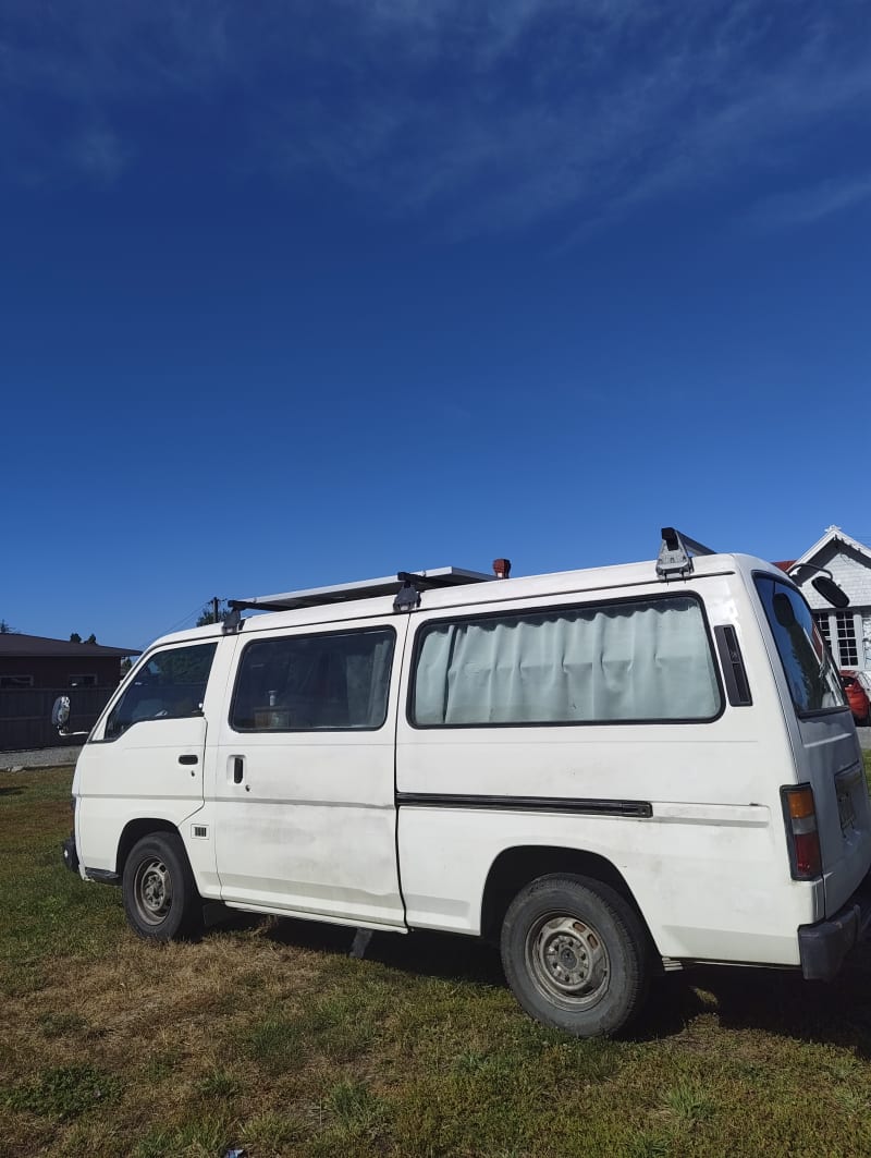 Nissan Caravane  — photo 1