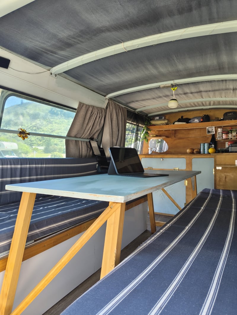 Nissan Caravane  — photo 5