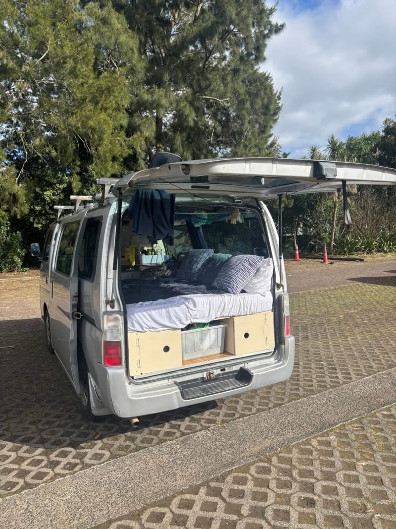 Nissan Caravan  — photo 3