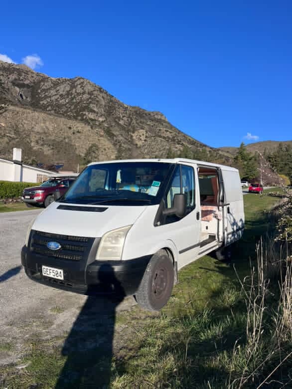 Ford Transit 2011 — photo 1