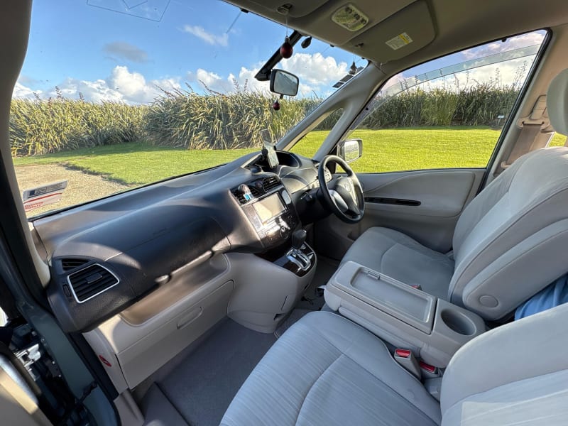 Nissan Serena 2013 — photo 4