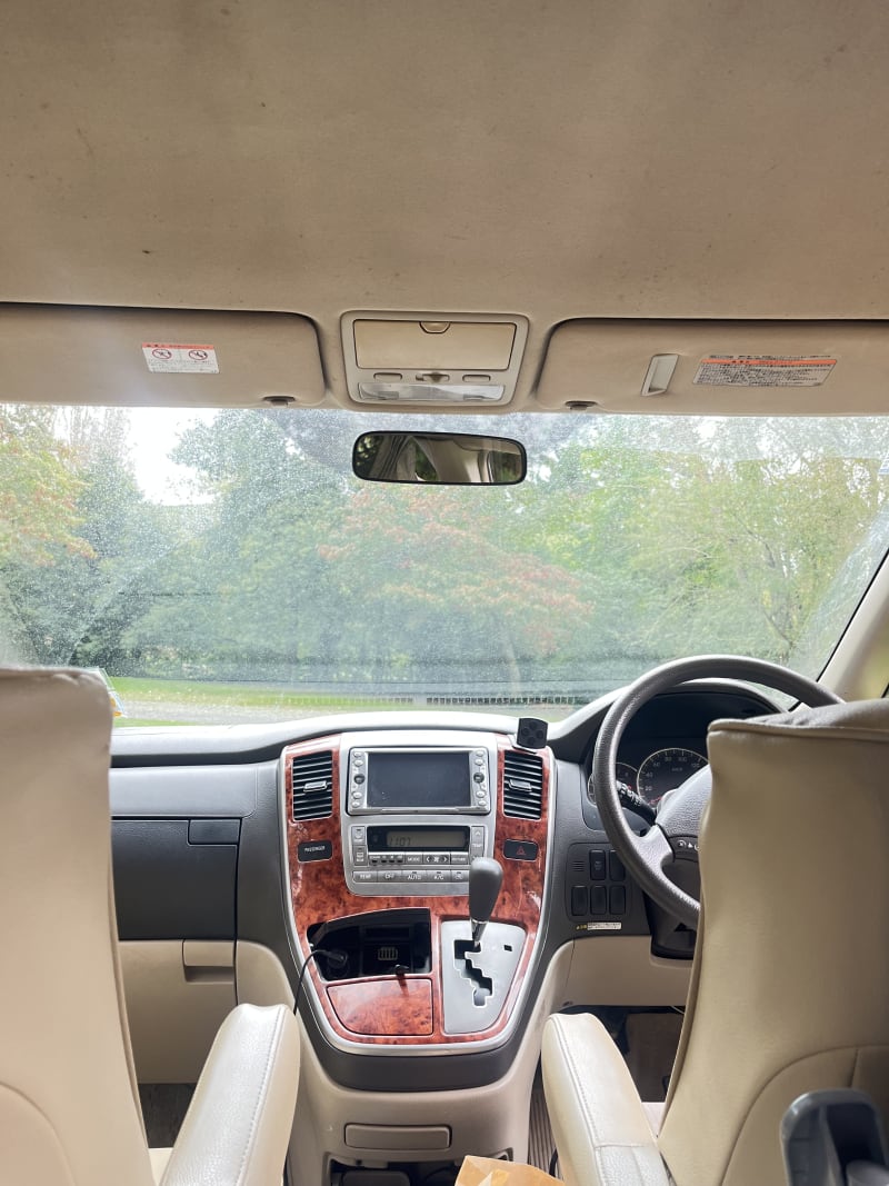 Toyota Alphard V (2004 — photo 4