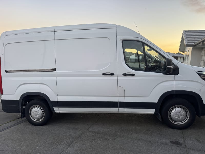 LDV 9  — photo 2