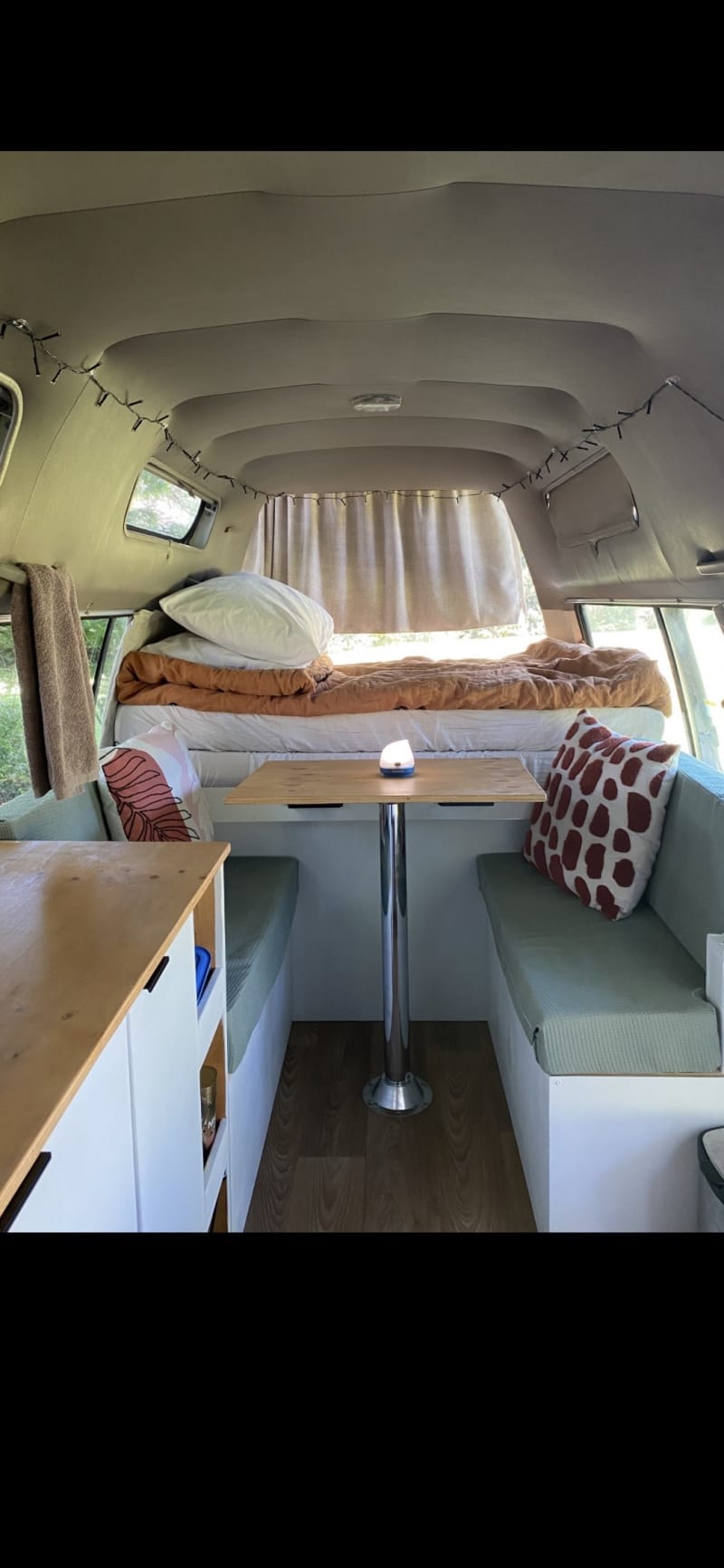 Nissan Caravan 2000 — photo 3
