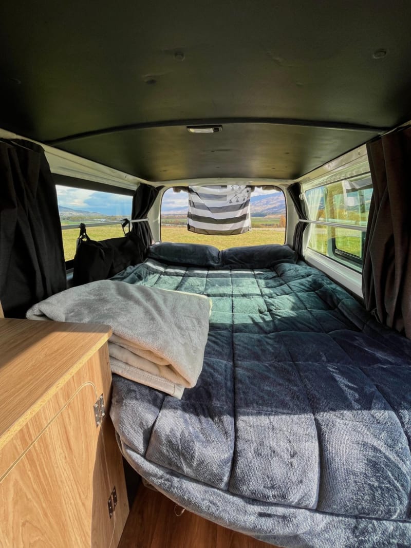 Toyota Hiace 2006 — photo 5