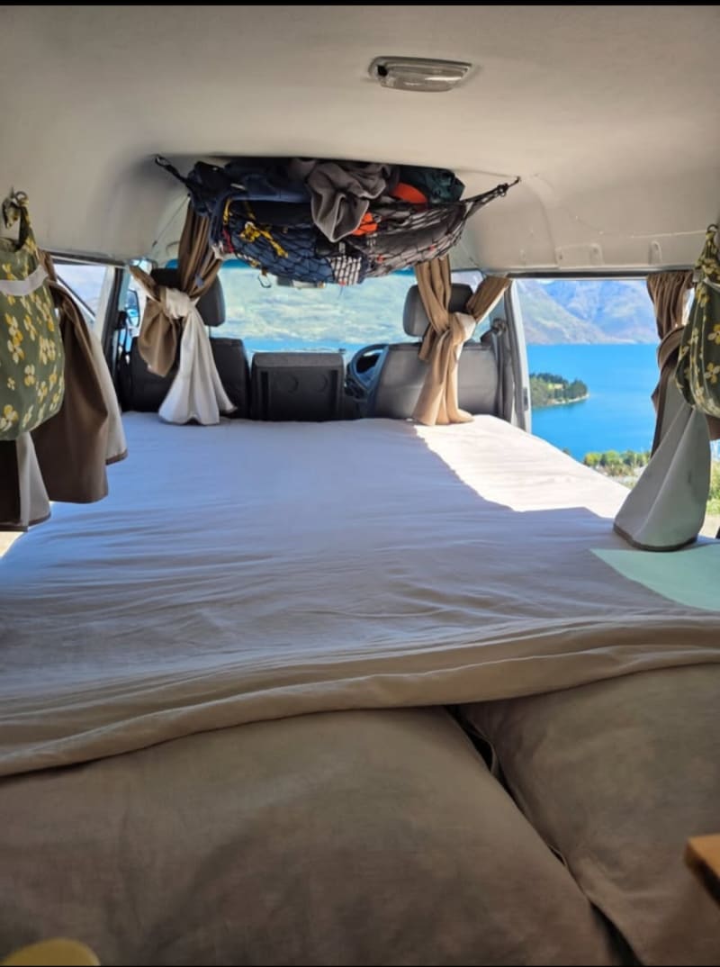MAZDA Bongo 2009 — photo 3