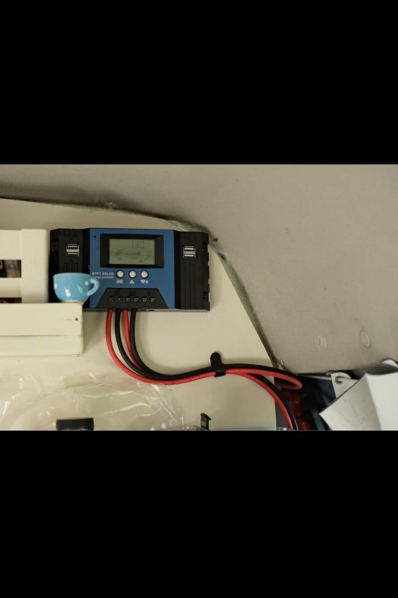 Mazda E2000 LWB 2009 — photo 5