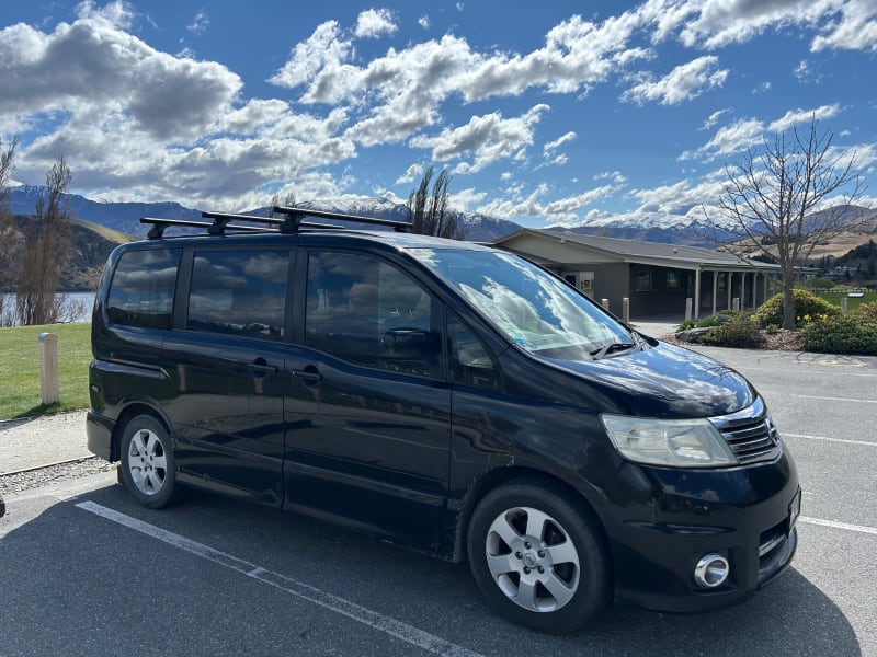 Nissan Serena 2007 — photo 1