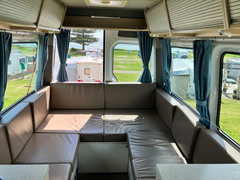 Mercedes Sprinter 2011 — photo 4