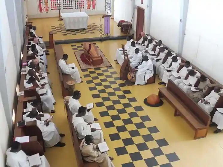 Messe à Keur Moussa + Lac Rose — Dimanche depuis Dakar - Keur Moussa / Lac Rose