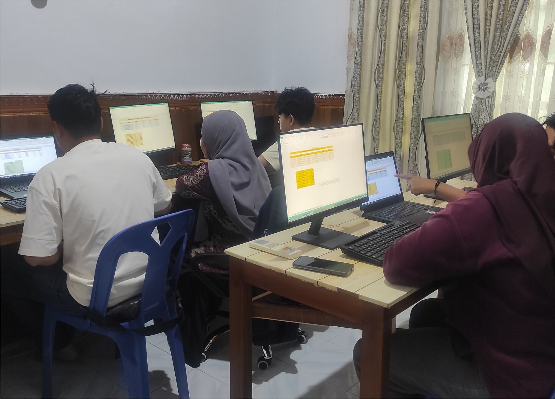 Sekelas Hanya 5 Siswa