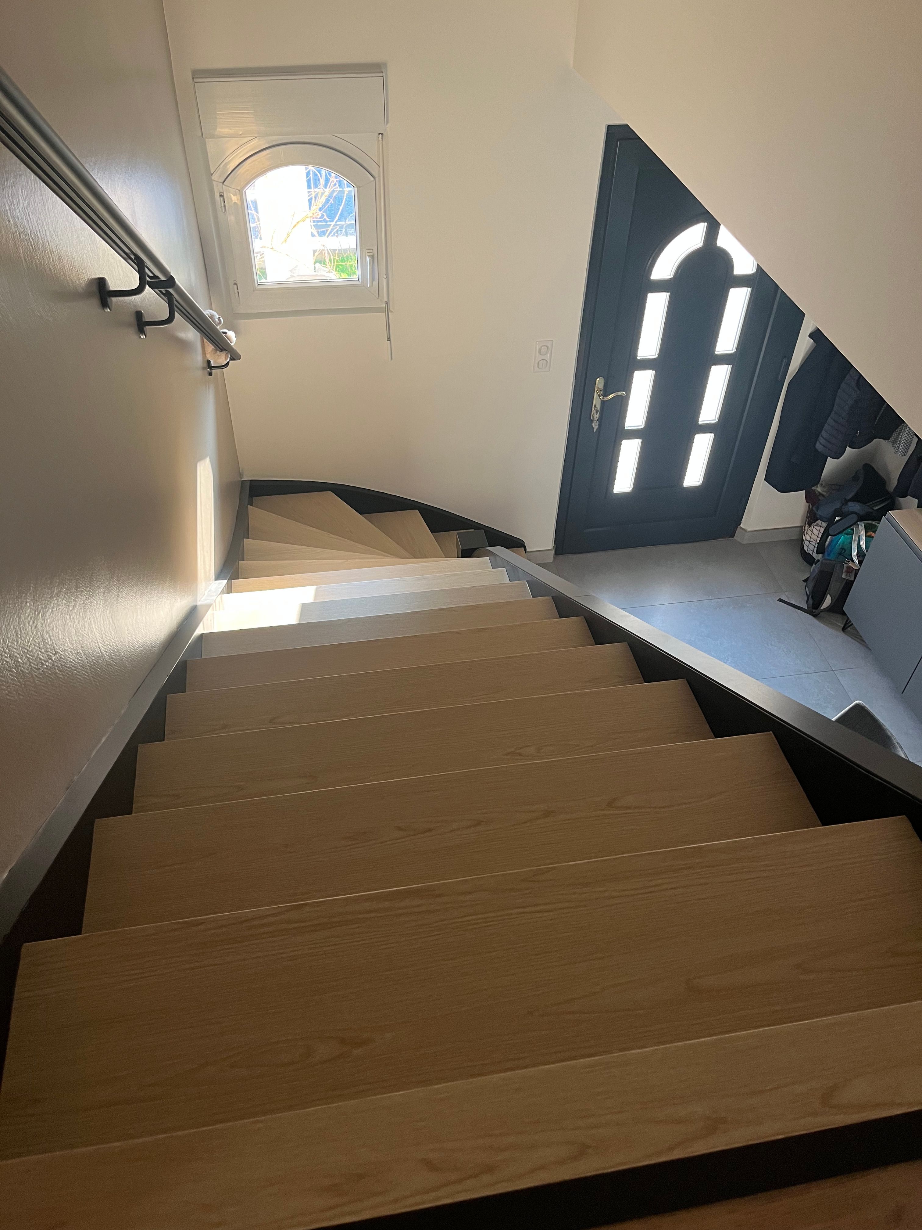 Une solution adaptée aux escaliers et surfaces complexes