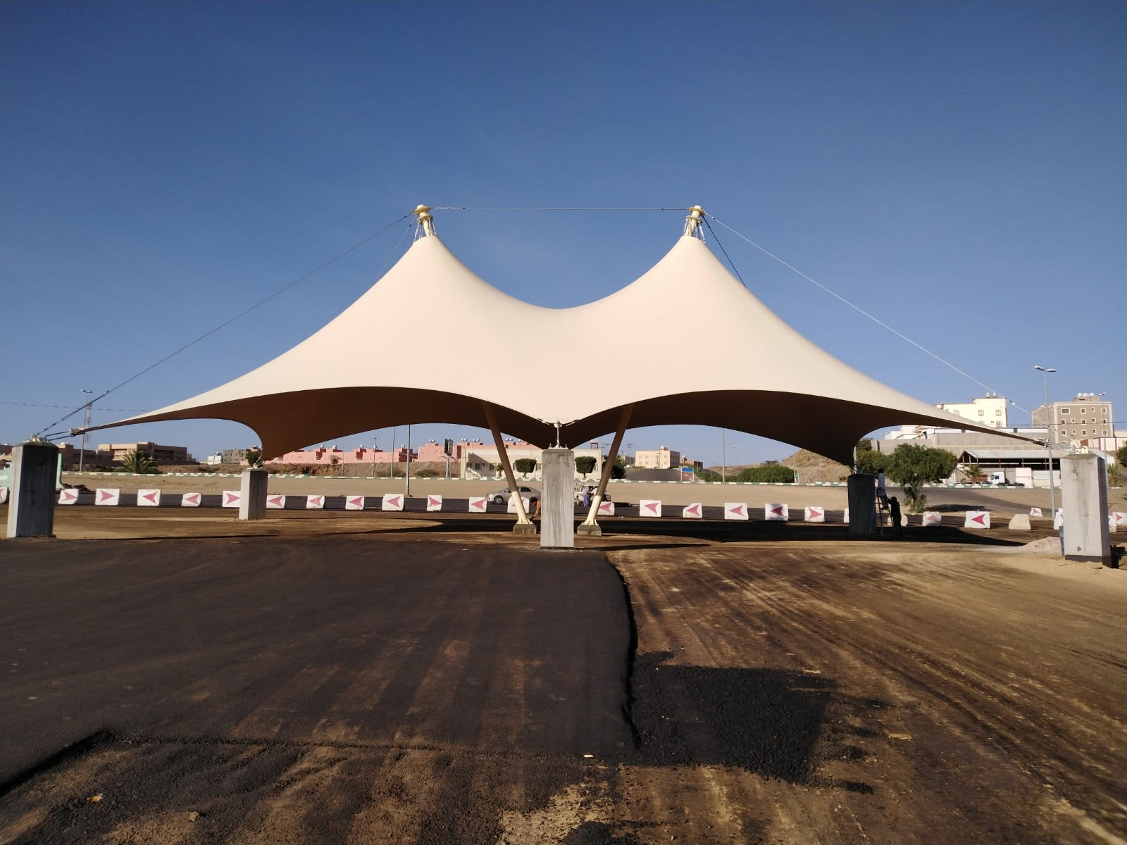 Gate Entrance Shade