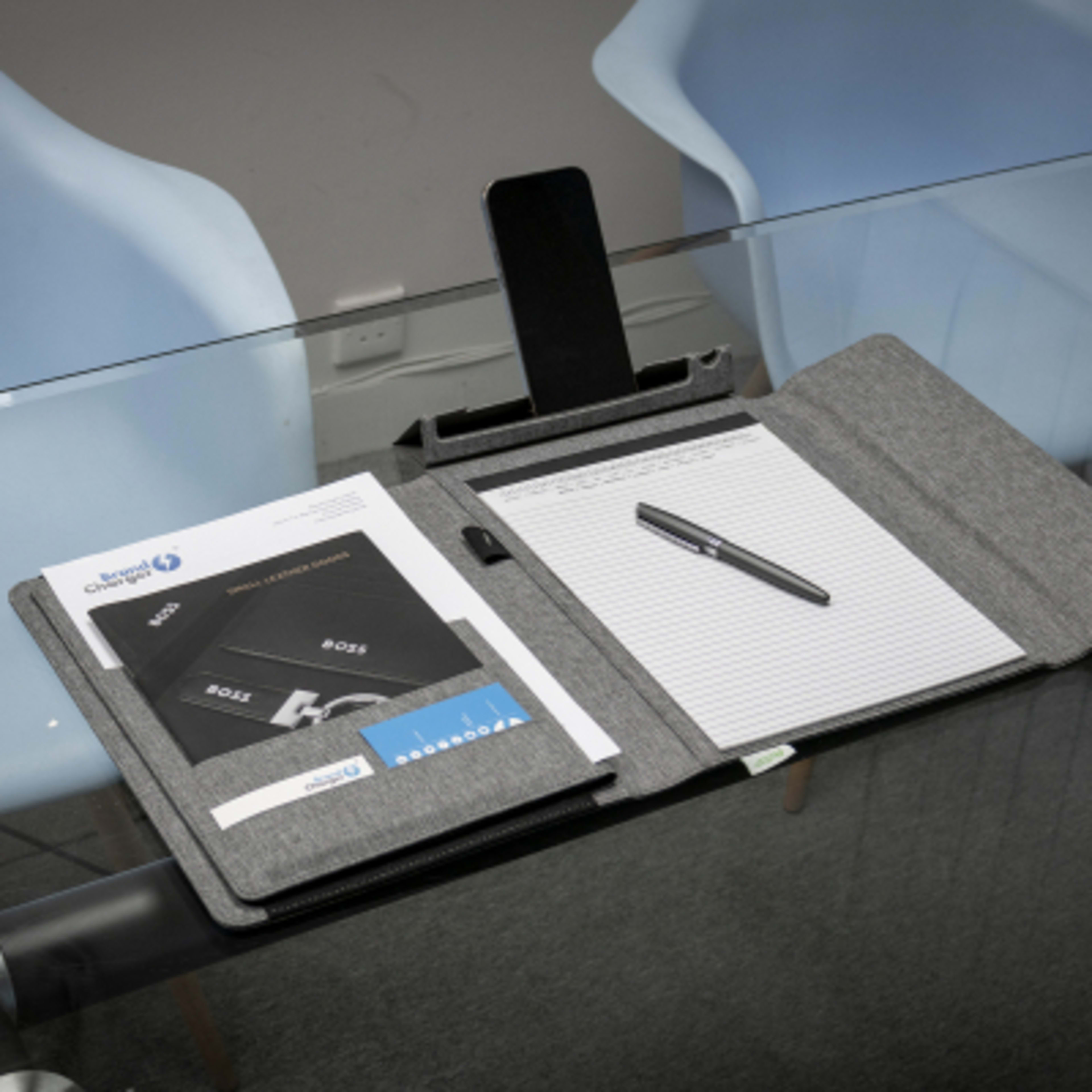 Noty Folio Eco Desk Organizer rPET Tablet Stand - 55 x 28.5 cm - Inuse1 - product view 3