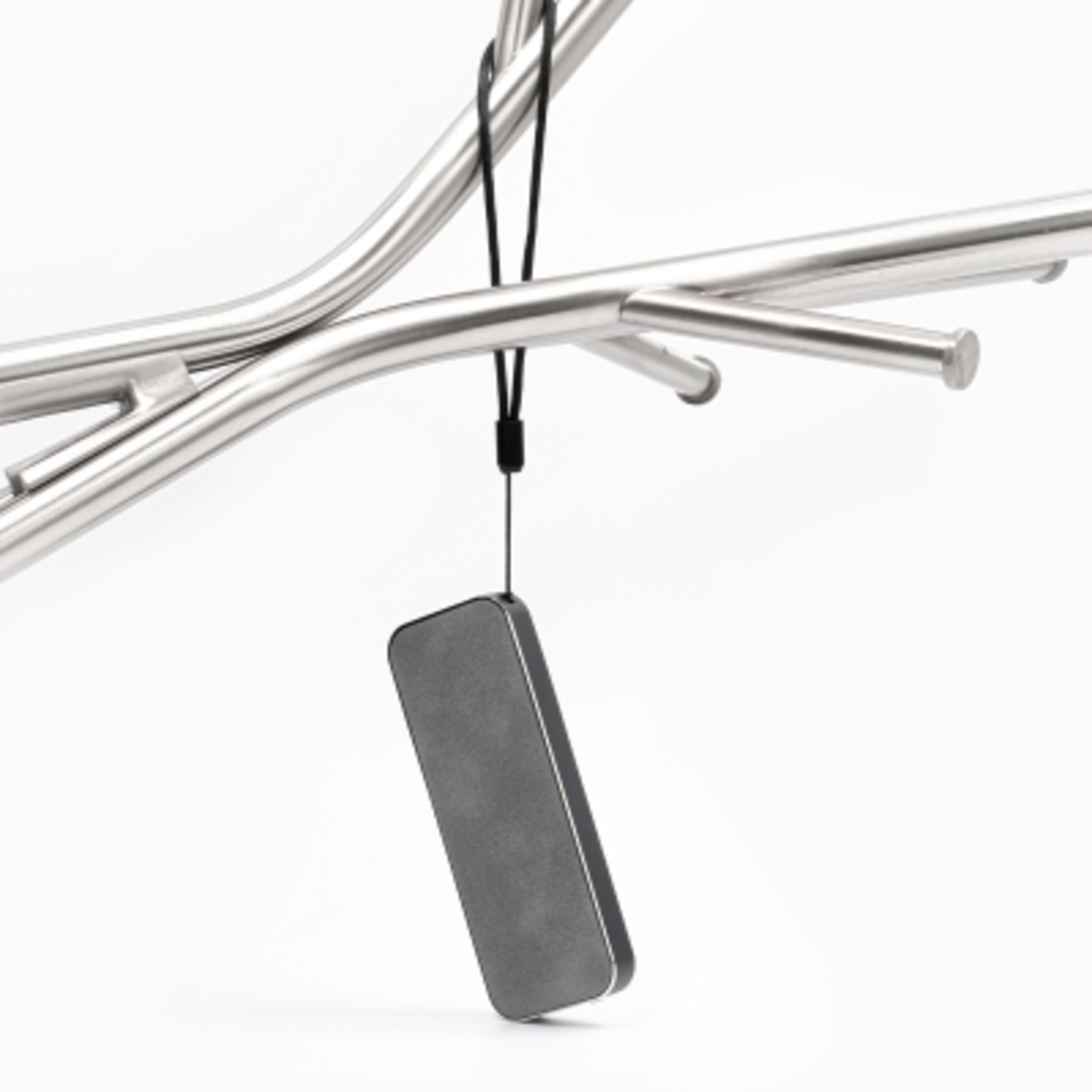 Speaker Nano Bluetooth 5.0 Wireless Microphone - 4.88 x 1.85 in - Inuse3 - product view 5