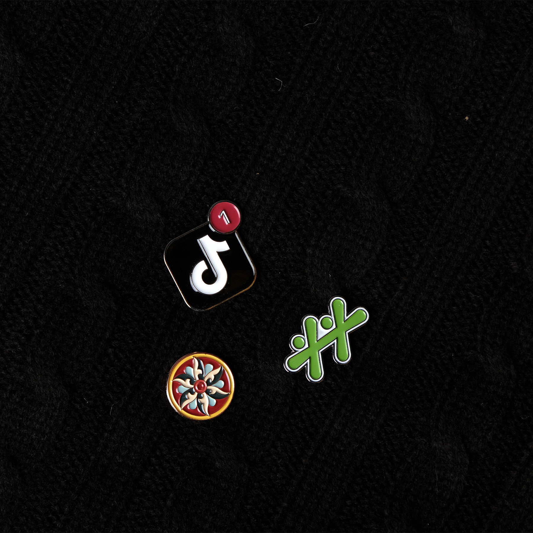 Soft Enamel Lapel Pin Iron Die Struck Large - 0.75 x 0.75 in - View 14 - Personalized Lapel Pins - product view 13