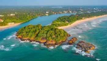Taxi transfer to Bentota