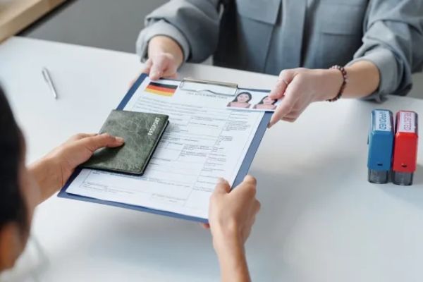 Global visa processing service by Recreative Solutions