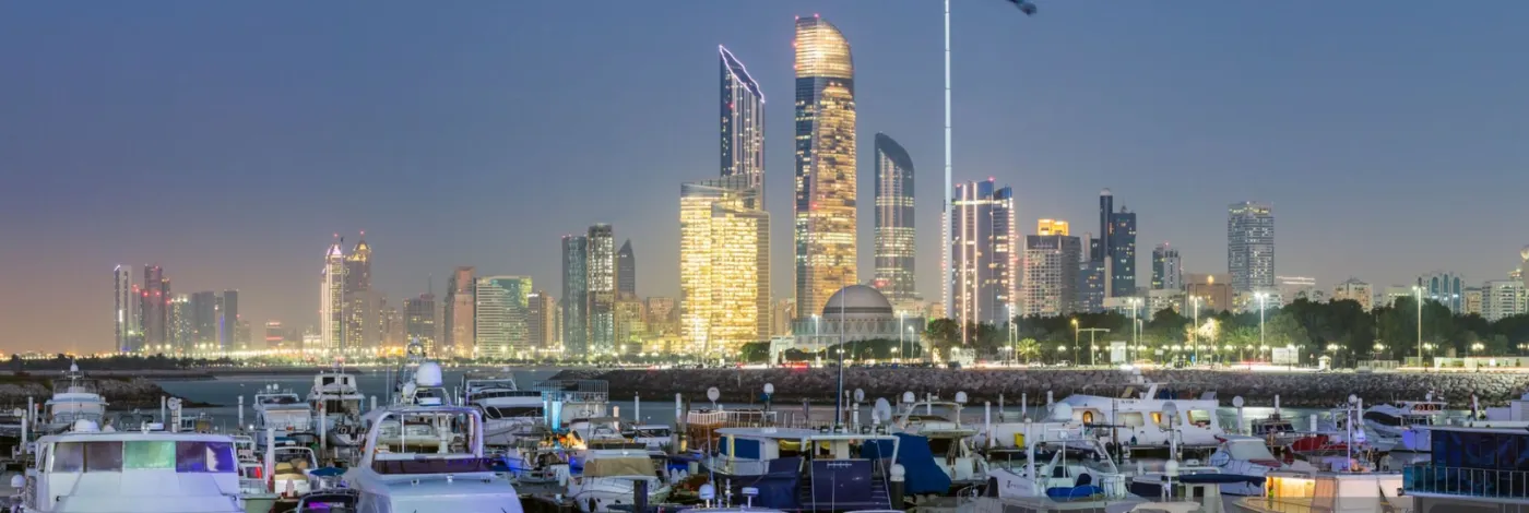 Luxury Yacht Dinner Cruise Abu Dhabi
