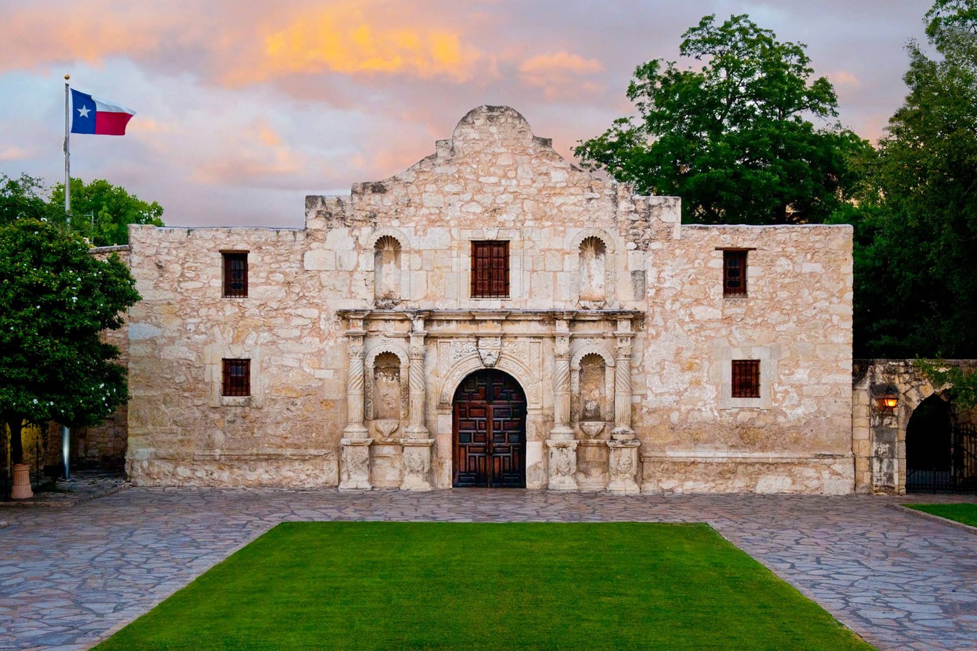 10 Places to Visit in San Antonio