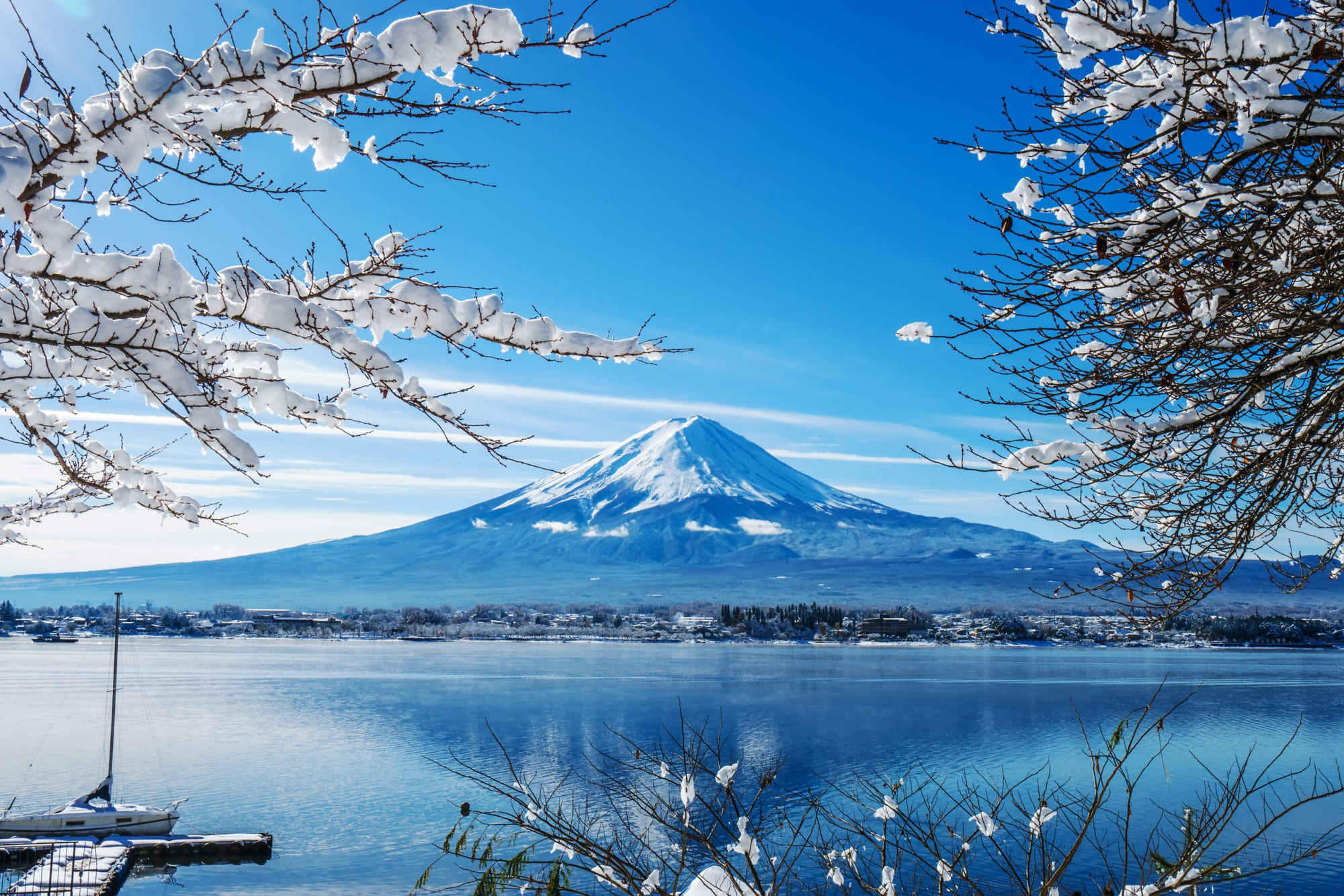Le mont Fuji en hiver depuis le lac Kawaguchi