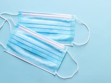 Роспотребнадзор рассказал, будут ли вводить масочный режим на период новогодних праздников