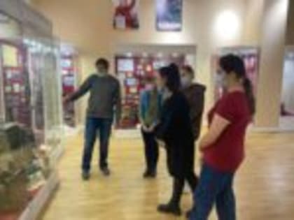 Обучающиеся колледжа РостГМУ посетили выставку «Выстоять и победить» в Ростовском областном музее краеведения в рамках мероприятий, посвященных реализации проекта «Без срока давнос