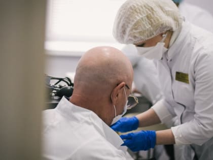 В поликлиники и больницы Ростова поступило около 800 тысяч доз вакцин от гриппа