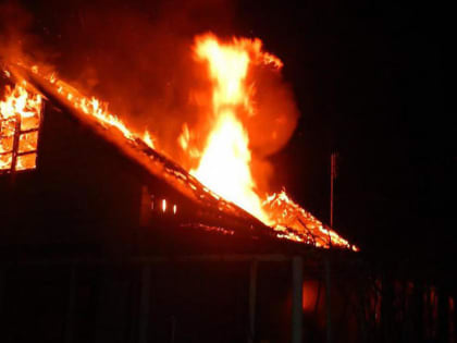 В Русском поле в Таганроге сгорела крыша частного дома